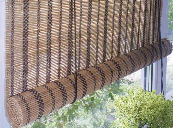фото рулонной шторы из бамбука