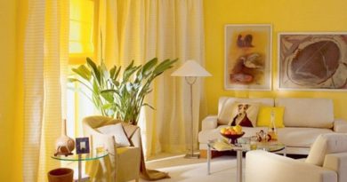 шторы желтого цвета в интерьере гостиной