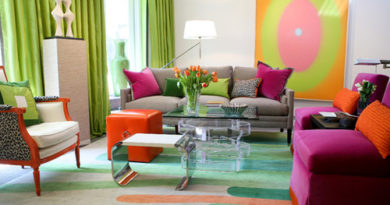 фото зеленых портьер в дизайне гостиной