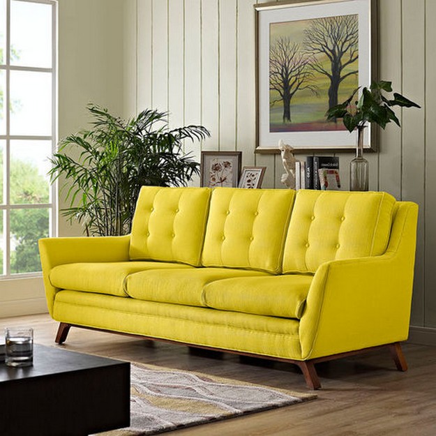 диван желтого цвета